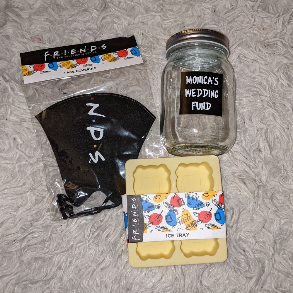 NWT Friends Items Bundle